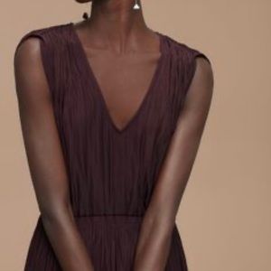 Aritzia Wilfred Almeida crinkle fabric and flare V-neck